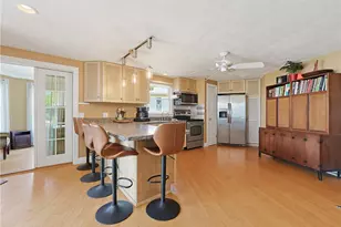 213 Seaside Dr, Jamestown, RI 02835 - Photo 16