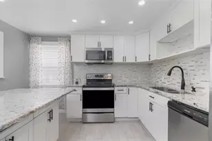 89 Rome Ave, Providence, RI 02908 - Photo 8