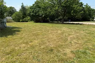 16 Brenden St, Westerly, RI 02891 - Photo 18