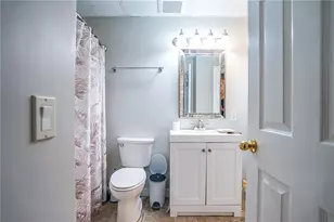 300 Front St, Pawtucket, RI 02860 - Photo 16