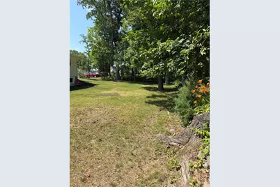 101 Iroquois Road, Cumberland, RI 02864 - Photo 6