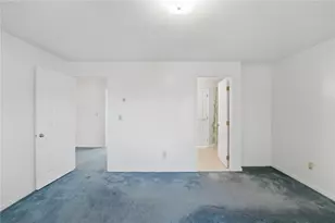 479 Providence St, Warwick, RI 02886 - Photo 22