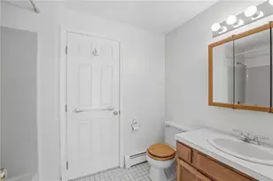 479 Providence St, Warwick, RI 02886 - Photo 20