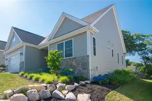 16 Abbey Ln, Westerly, RI 02891 - Photo 2