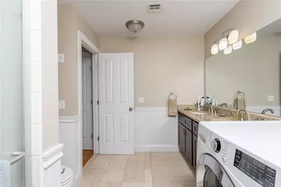 155 Pleasant Street, Providence, RI 02906 - Photo 28