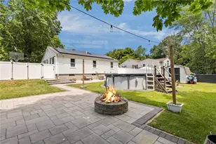 33 Fairhaven Rd, Cumberland, RI 02864 - Photo 24