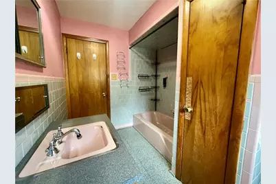 182 Highland Street, Woonsocket, RI 02895 - Photo 22