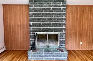 182 Highland St, Woonsocket, RI 02895 - Photo 18