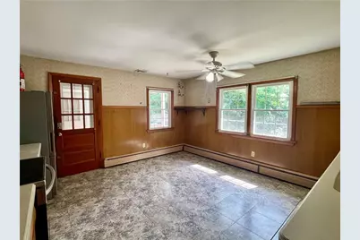 182 Highland Street, Woonsocket, RI 02895 - Photo 10