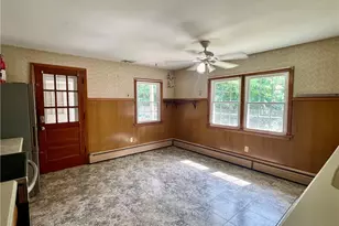 182 Highland St, Woonsocket, RI 02895 - Photo 10