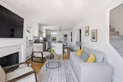 33 Sunset Terrace, Cranston, RI 02905 - Photo 2