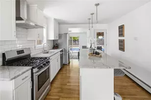 33 Sunset Terrace, Cranston, RI 02905 - Photo 4