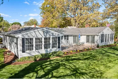 33 Meadowbrook Drive, Barrington, RI 02806 - Photo 2