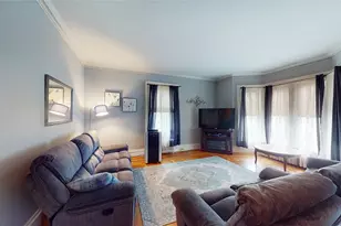 88 Brown St, Pawtucket, RI 02860 - Photo 4