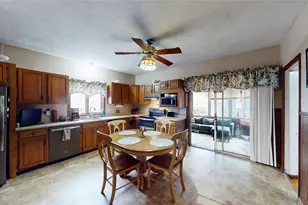 88 Brown St, Pawtucket, RI 02860 - Photo 14