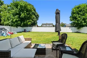 8 Longvue Ave, Westerly, RI 02891 - Photo 46