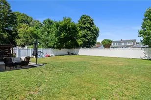 8 Longvue Ave, Westerly, RI 02891 - Photo 42