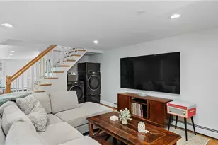 8 Longvue Ave, Westerly, RI 02891 - Photo 32