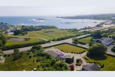 228 Carroll Avenue, Newport, RI 02840 - Photo 4