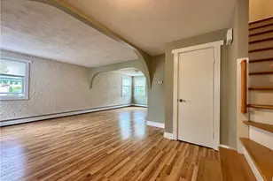 41 Harmony Dr, Providence, RI 02909 - Photo 4
