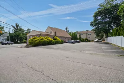 623 Post Road, Warwick, RI 02888 - Photo 8