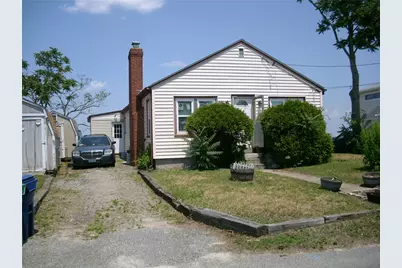 300 Shawomet Avenue, Warwick, RI 02889 - Photo 2