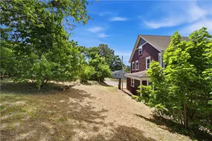 430 Cumberland Hill Rd, Woonsocket, RI 02895 - Photo 28