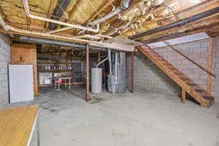 200 Heroux Blvd, Cumberland, RI 02864 - Photo 22