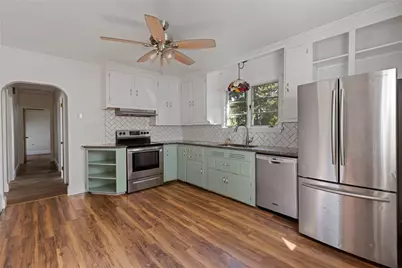 16 Garden Street, Portsmouth, RI 02871 - Photo 6