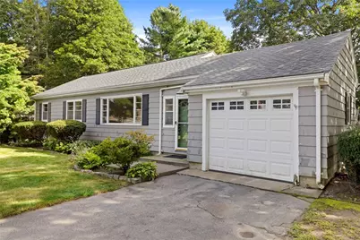 16 Garden Street, Portsmouth, RI 02871 - Photo 1