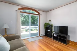 78 Darlingdale Ave, Pawtucket, RI 02861 - Photo 8