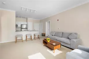 1000 Providence Pl, Providence, RI 02903 - Photo 4