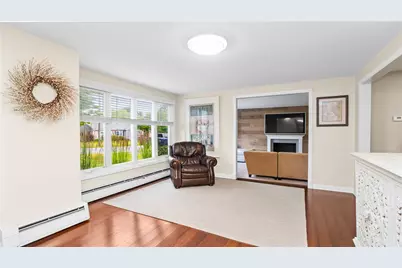 63 Heroux Boulevard, Cumberland, RI 02864 - Photo 8