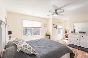 27 Streamview Dr, Cumberland, RI 02864 - Photo 24