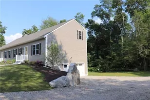 35 Glendale Rd, Tiverton, RI 02787 - Photo 2