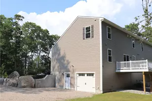 35 Glendale Rd, Tiverton, RI 02787 - Photo 4