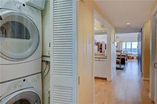 204 Bellevue Ct, Narragansett, RI 02882 - Photo 22