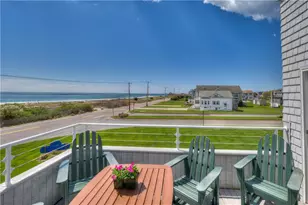 204 Bellevue Ct, Narragansett, RI 02882 - Photo 4