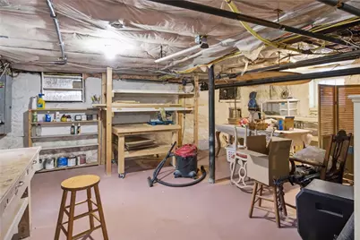 6 Brooks Avenue, Newport, RI 02840 - Photo 28