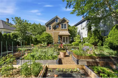 6 Brooks Avenue, Newport, RI 02840 - Photo 38