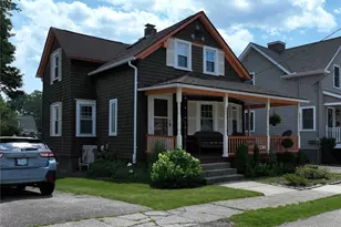 32 S Fair St, Warwick, RI 02888 - Photo 1