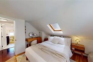 32 S Fair St, Warwick, RI 02888 - Photo 16