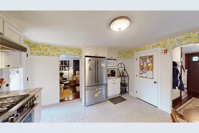 32 South Fair Street, Warwick, RI 02888 - Photo 12