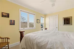 216 Goddard Row, Newport, RI 02840 - Photo 16