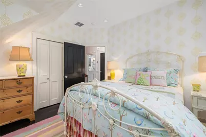33 Beacon Hill Road, Newport, RI 02840 - Photo 18