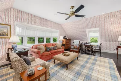 33 Beacon Hill Road, Newport, RI 02840 - Photo 10