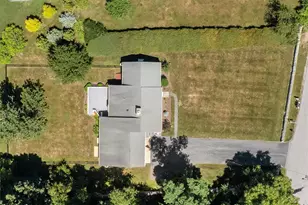 180 Poppasquash Rd, Bristol, RI 02809 - Photo 26
