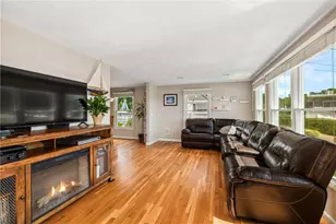 357 Capron Farm Dr, Warwick, RI 02886 - Photo 10