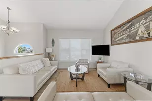 39 Hope Ln, Narragansett, RI 02882 - Photo 6