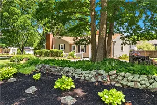1 Teakwood Dr, Cumberland, RI 02864 - Photo 8